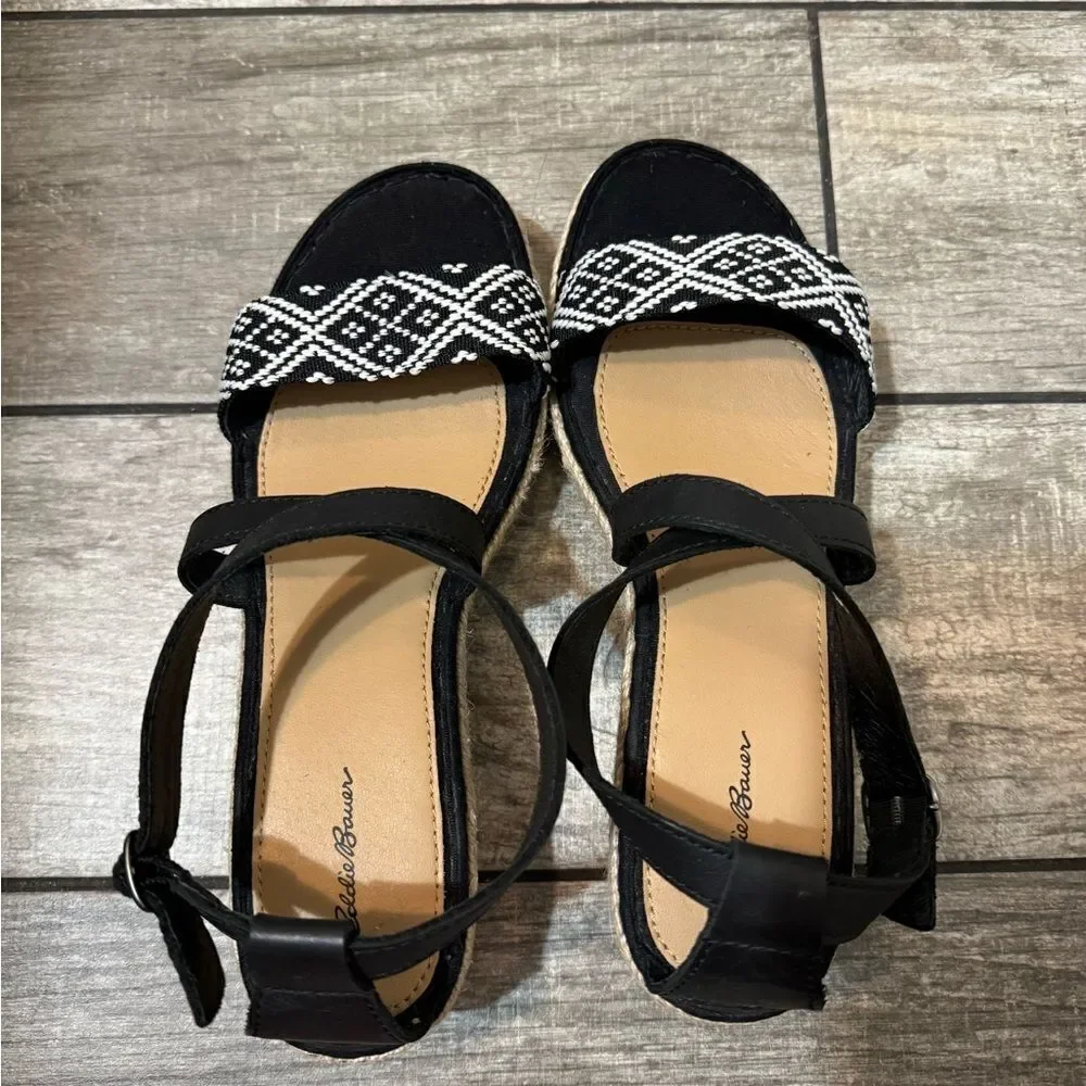 NWOT Eddie Bauer Sandals